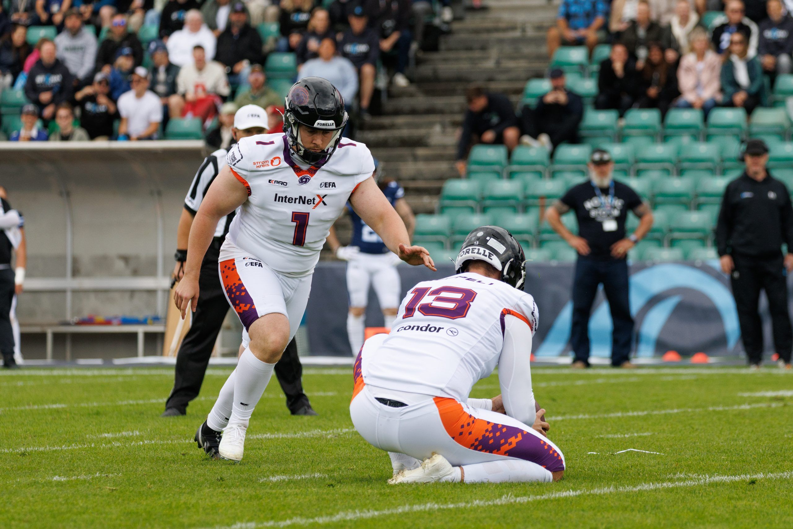 Punter Bastian Roppelt