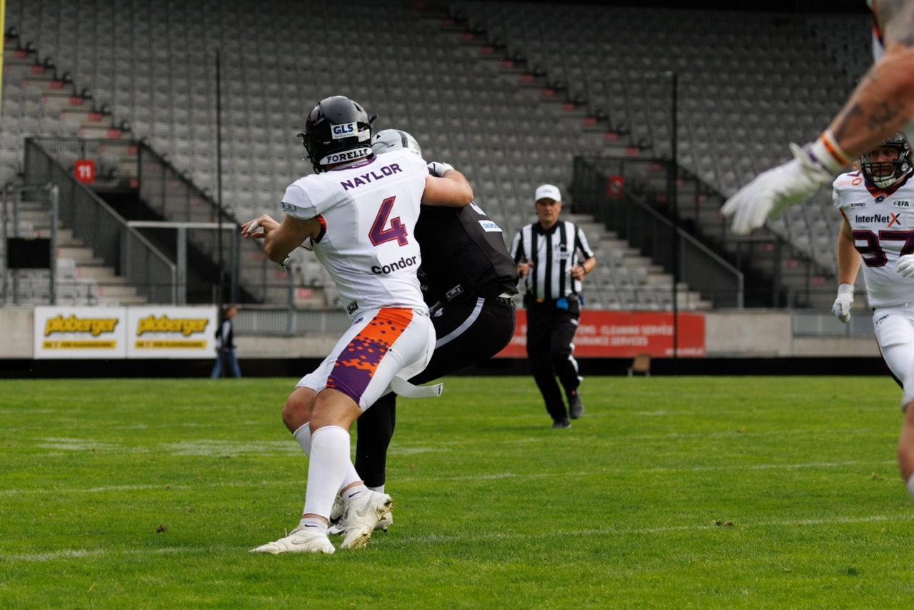 Linebacker Toby Naylor