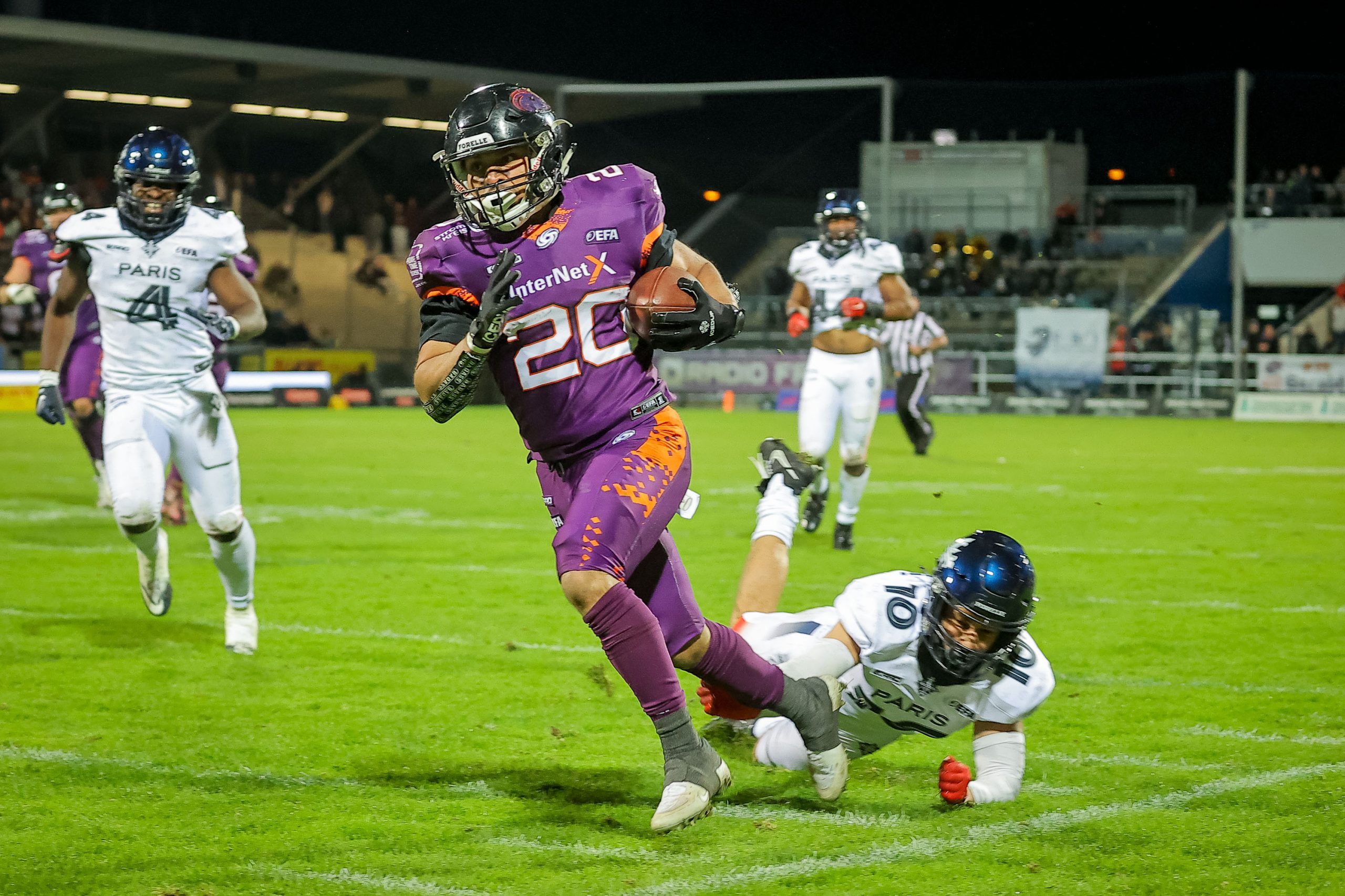 Gerald Ameln Touchdown Galaxy